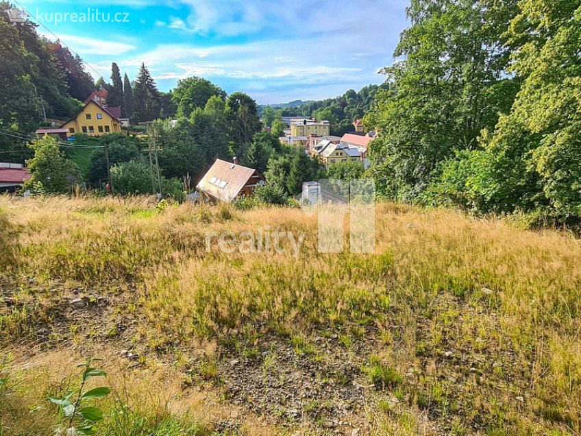 Prodej  stavebního pozemku 1200 m^2 Za Tratí, Liberec 