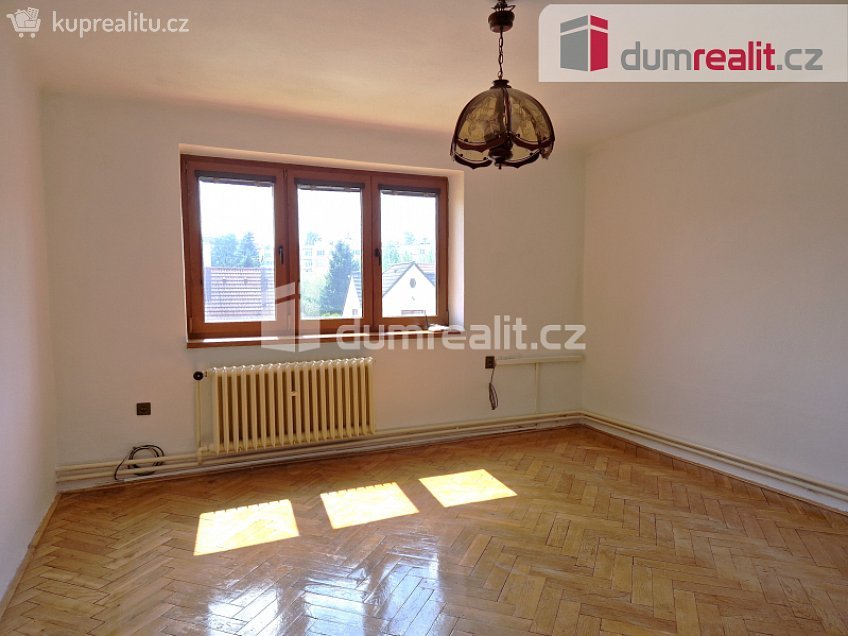 Prodej bytu 3+1 59 m^2 Budějovická, Velešín 