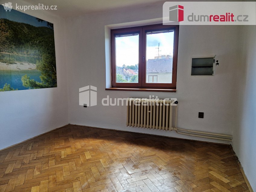 Prodej bytu 3+1 59 m^2 Budějovická, Velešín 
