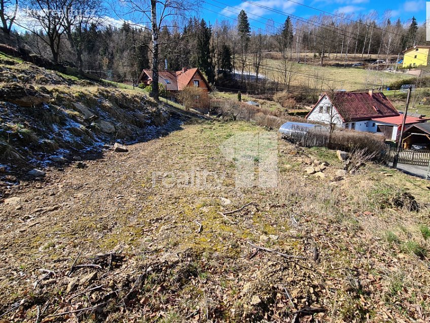 Prodej  stavebního pozemku 1200 m^2 Za Tratí, Liberec 