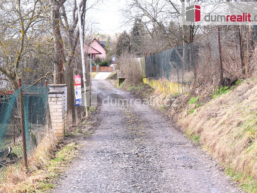 Prodej  stavebního pozemku 639 m^2 Košátky, Košátky 