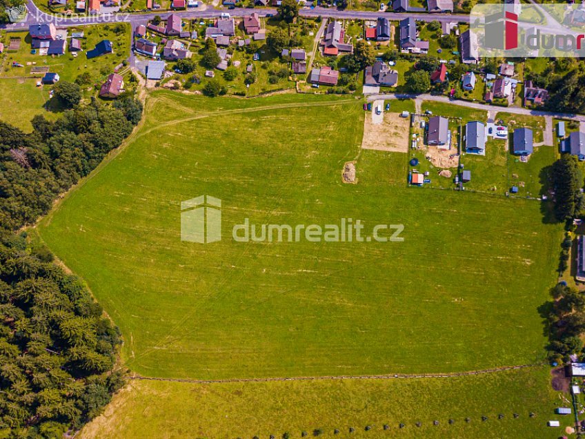 Prodej  stavebního pozemku 1312 m^2 Tři Sekery, Tři Sekery 