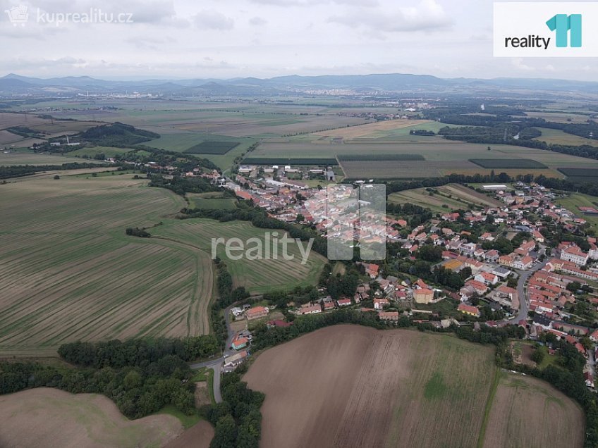 Prodej  stavebního pozemku 30111 m^2 Mikulova, Brozany nad Ohří 