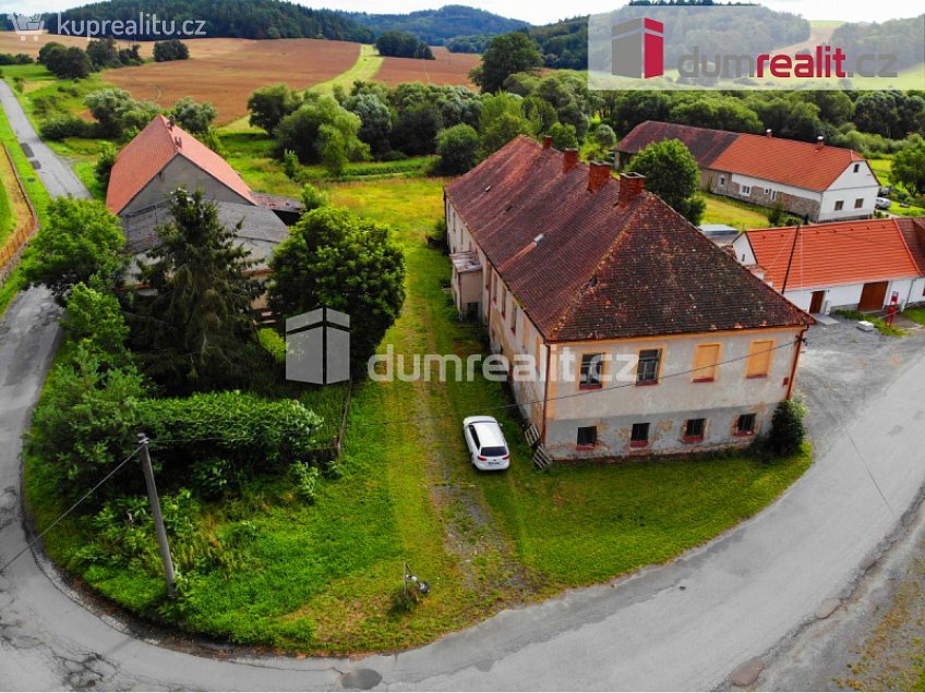 Prodej  zemědělských prostor 1539 m^2 Křečovice, Křečovice 