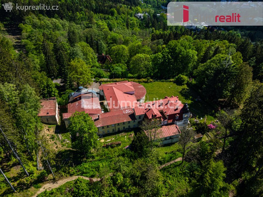 Prodej  ubytovacího zařízení 3000 m^2 Pod Panoramou, Mariánské Lázně 