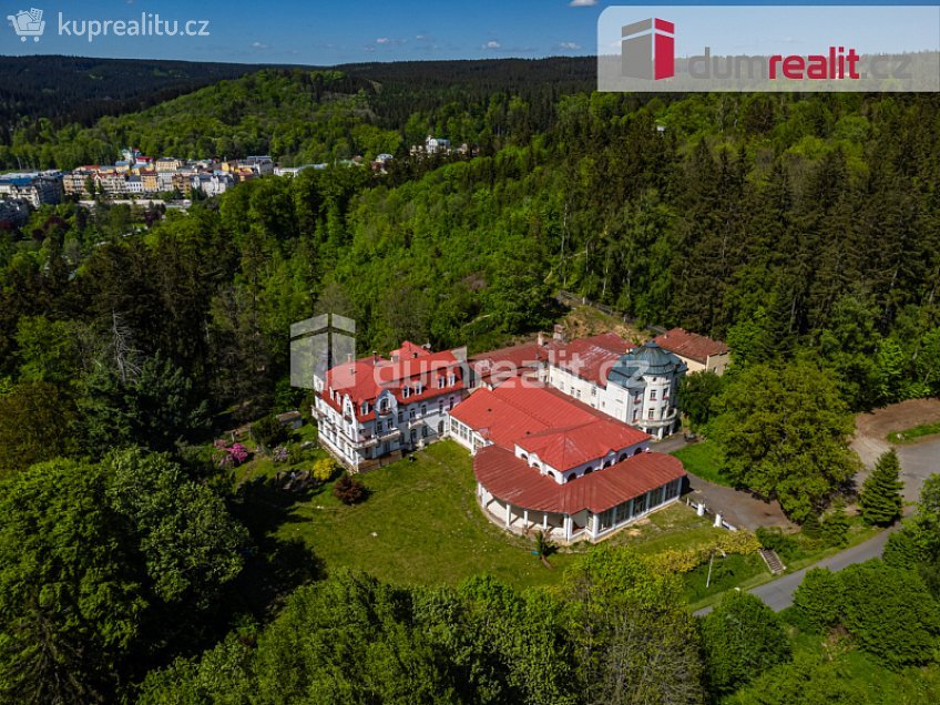 Prodej  ubytovacího zařízení 3000 m^2 Pod Panoramou, Mariánské Lázně 