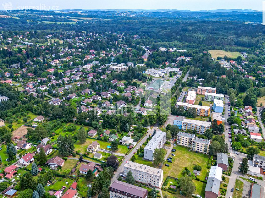 Prodej  stavebního pozemku 998 m^2 Kalinová, Kamenice 