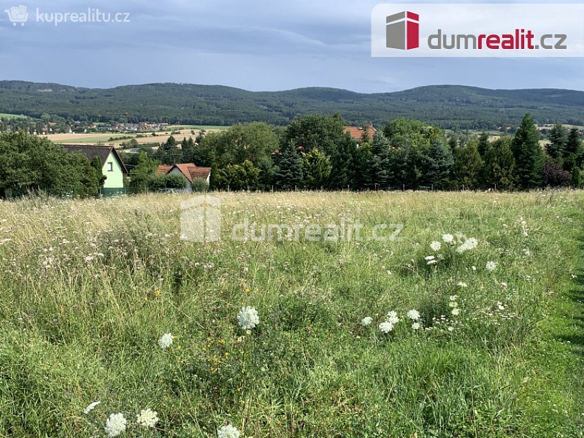 Prodej  stavebního pozemku 1066 m^2 Všeradice, Všeradice 