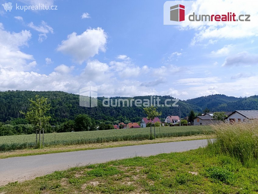 Prodej  stavebního pozemku 8420 m^2 Kácov, Kácov 