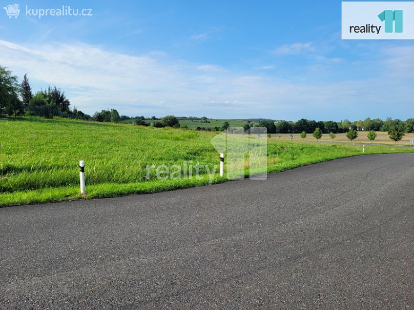 Prodej  stavebního pozemku 7310 m^2 Robinson, Písek 