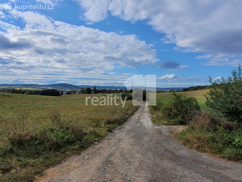 Prodej  stavebního pozemku 5935 m^2 Písek, Písek 