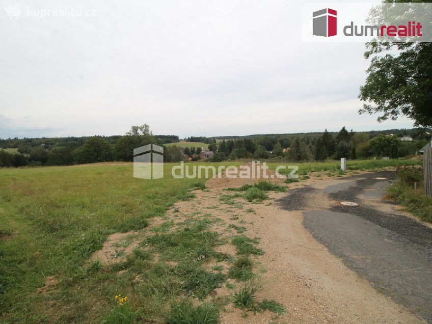 Prodej  stavebního pozemku 1000 m^2 Pila, Pila 