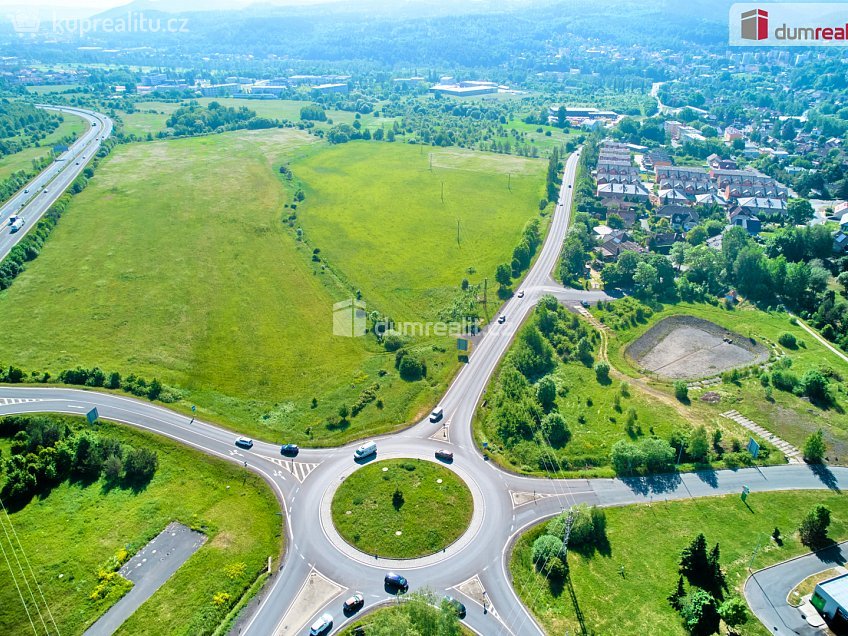 Prodej  stavebního pozemku 36970 m^2 Karlovy Vary, Karlovy Vary 