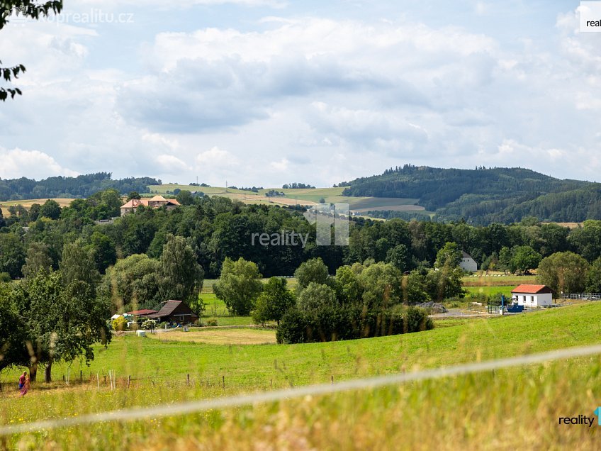 Prodej  stavebního pozemku 1286 m^2 Strážov, Strážov 