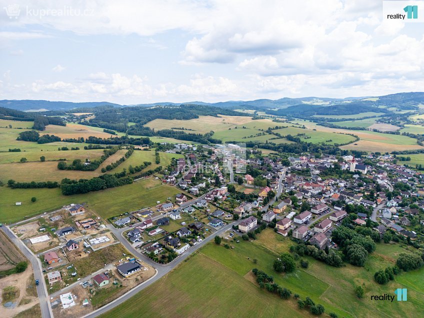 Prodej  stavebního pozemku 1286 m^2 Strážov, Strážov 