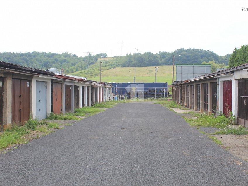 Prodej  garáže 19 m^2 Tichá, Ústí nad Labem 