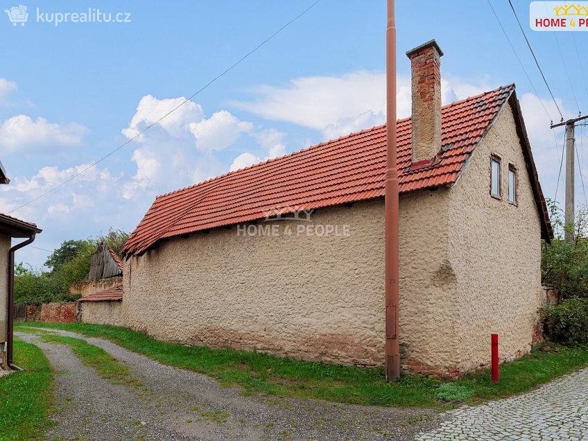 Prodej  stavebního pozemku 826 m^2 Oleška, Oleška 