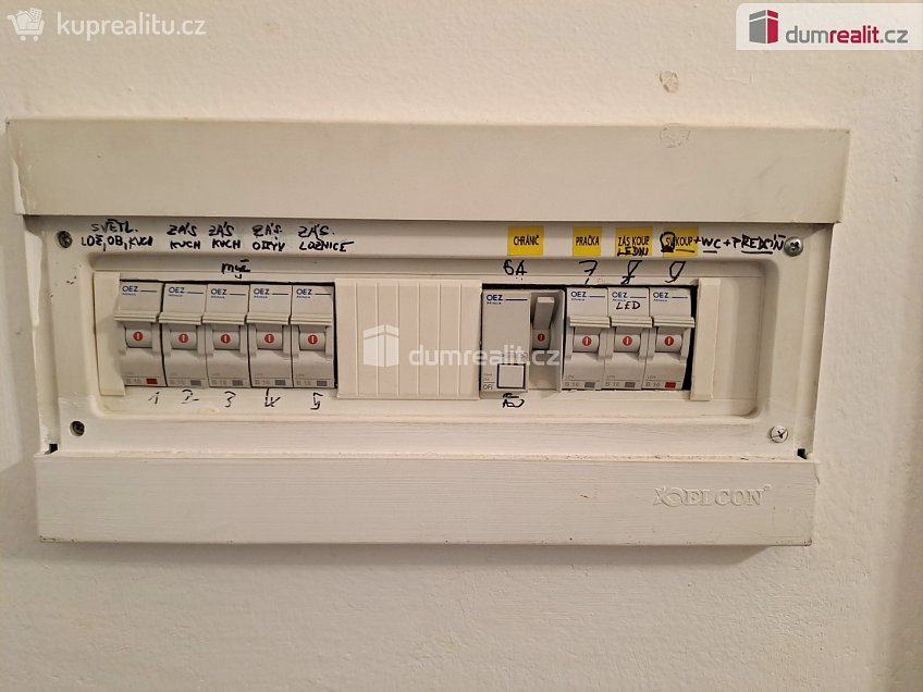 Prodej bytu 2+1 61 m^2 Na stezce, Praha 10 