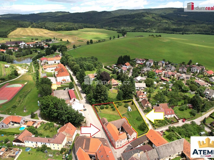 Prodej  stavebního pozemku 800 m^2 Chvalšiny, Chvalšiny 