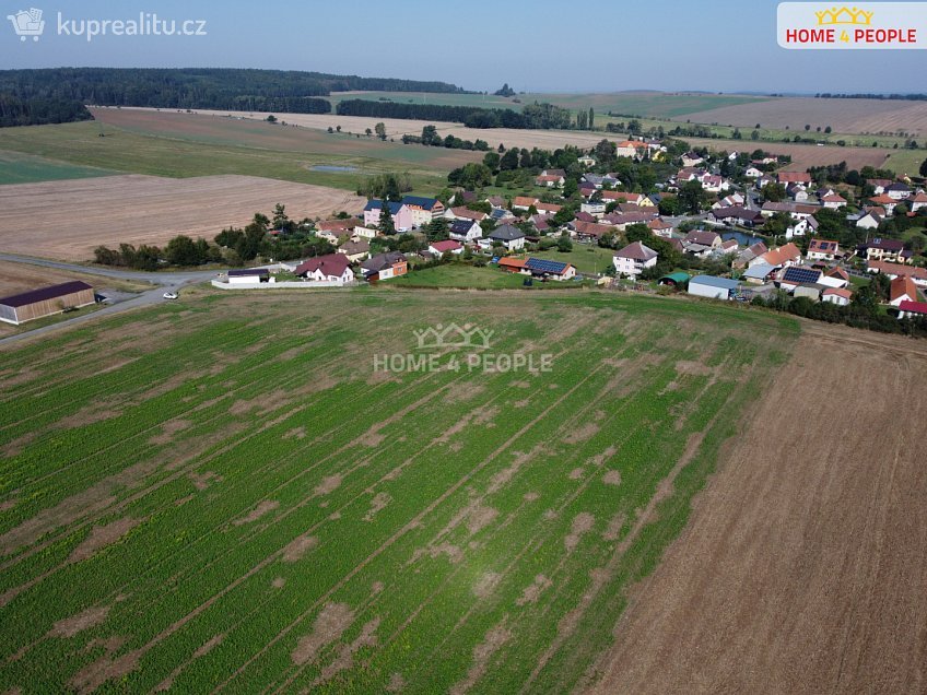 Prodej  stavebního pozemku 1700 m^2 Přeštice, Přeštice 