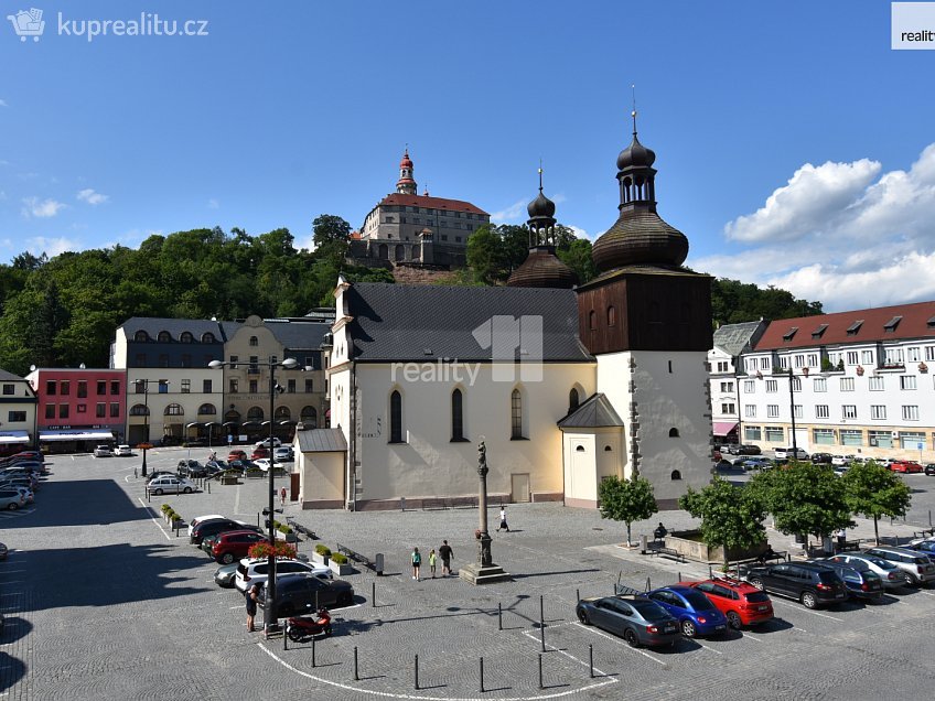 Pronájem bytu 2+1 70 m^2 Masarykovo náměstí, Náchod 