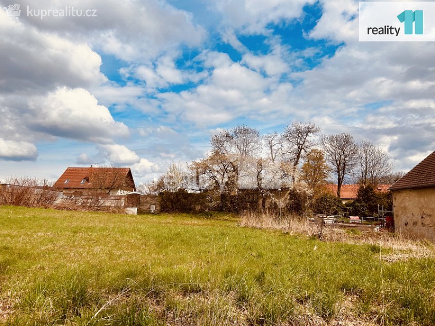 Prodej  stavebního pozemku 1725 m^2 Libeř, Libeř 