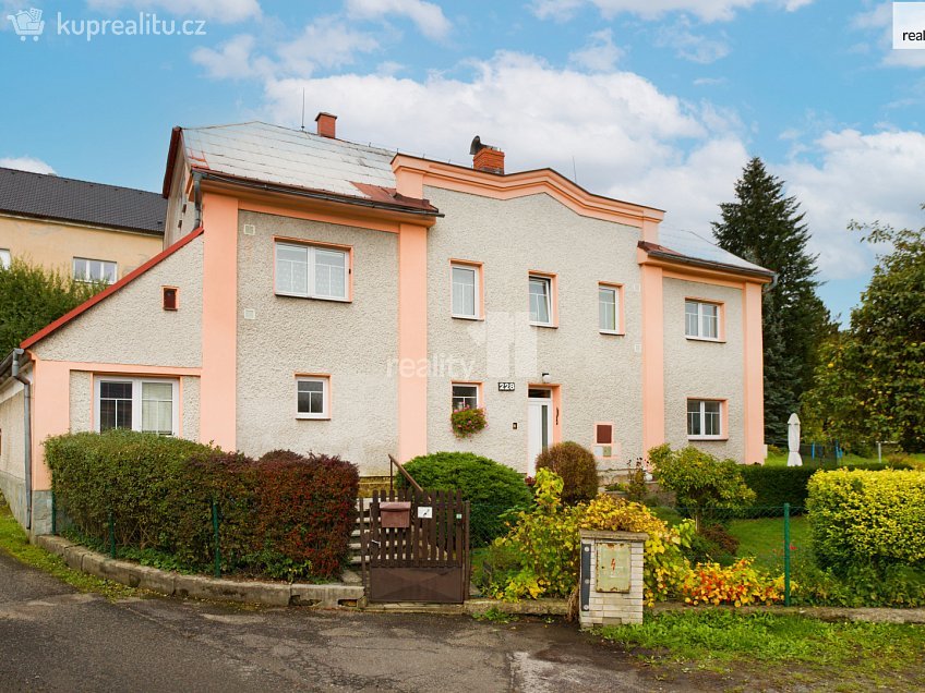 Prodej  rodinného domu 417 m^2 Skalice u České Lípy, Skalice u České Lípy 