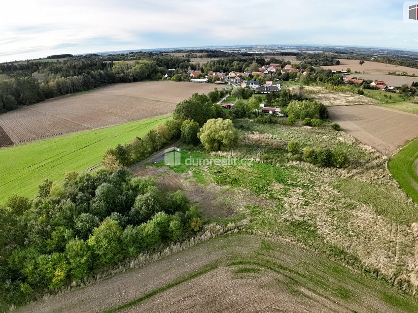 Prodej  stavebního pozemku 1630 m^2 Strančice, Strančice 