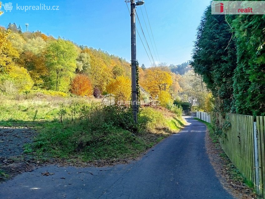 Prodej  stavebního pozemku 1727 m^2 Kyselka, Kyselka 