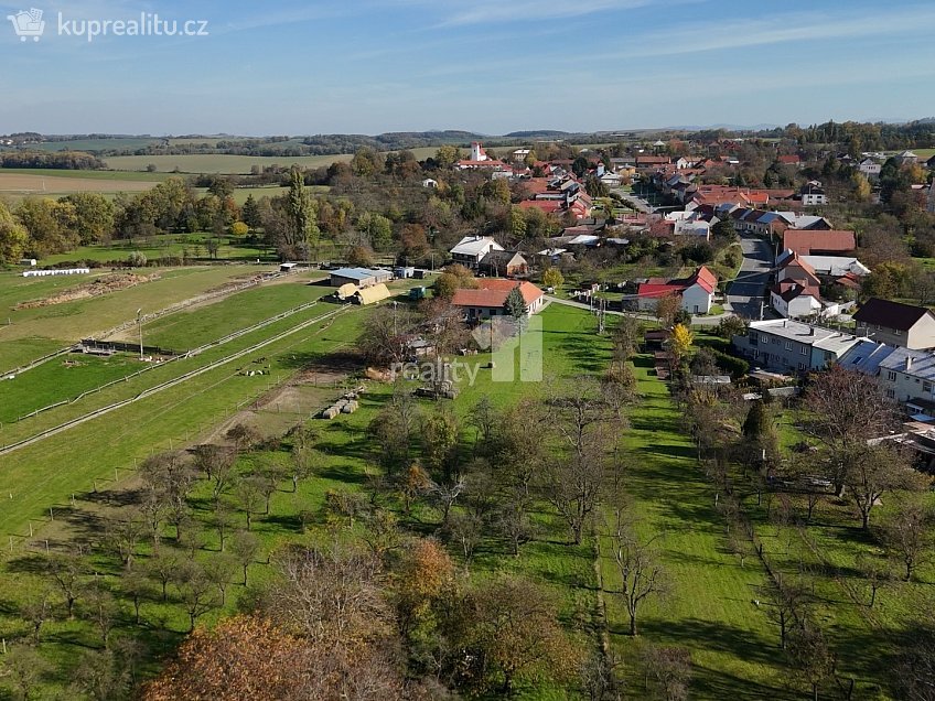 Prodej  stavebního pozemku 2696 m^2 Loukov, Loukov 