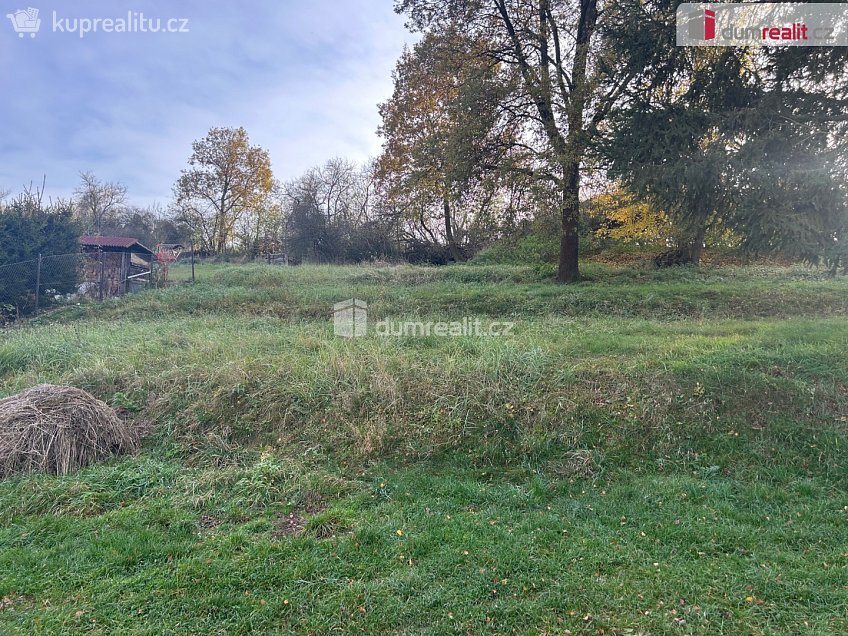 Prodej  stavebního pozemku 400 m^2 Pod Vysílačem, Zruč nad Sázavou 