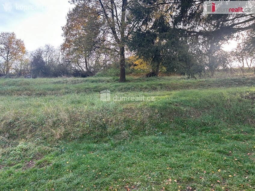 Prodej  stavebního pozemku 400 m^2 Pod Vysílačem, Zruč nad Sázavou 