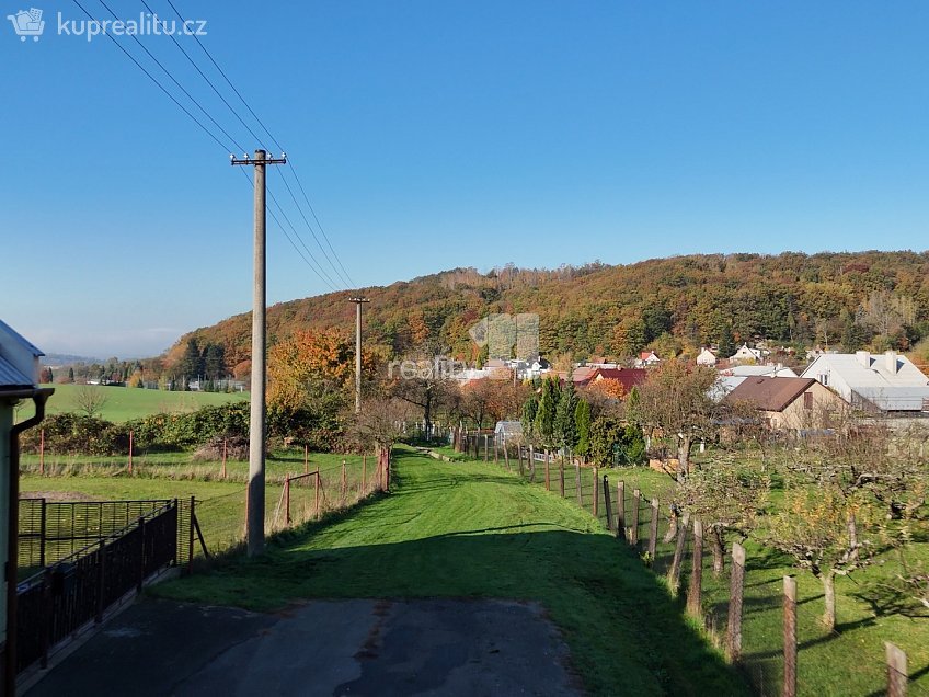 Prodej  stavebního pozemku 1762 m^2 Slavkov pod Hostýnem, Slavkov pod Hostýnem 