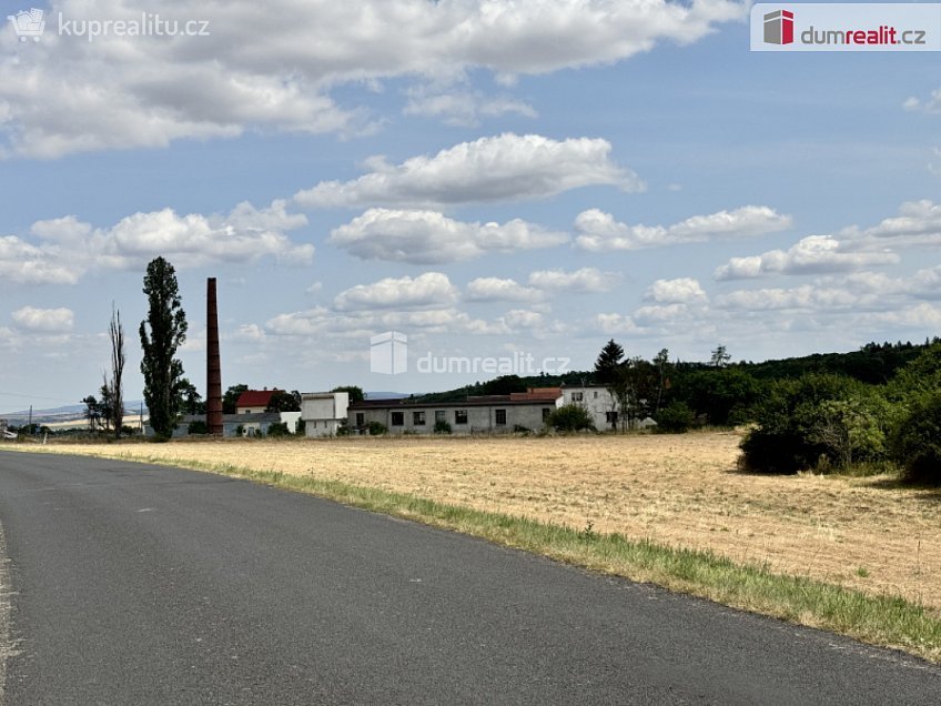 Prodej  stavebního pozemku 22700 m^2 Krásný Dvůr, Krásný Dvůr 