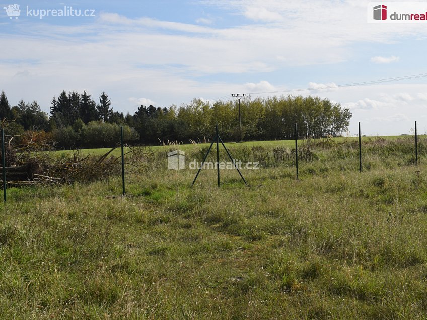 Prodej  stavebního pozemku 606 m^2 Kanina, Kanina 