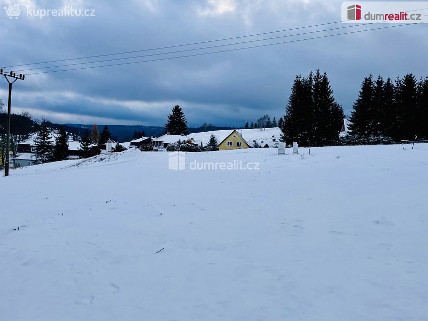 Prodej  stavebního pozemku 882 m^2 Nádražní, Pernink 