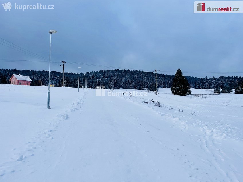 Prodej  stavebního pozemku 882 m^2 Nádražní, Pernink 