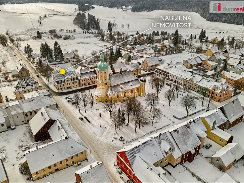 Prodej bytu 1+kk 32 m^2 náměstí Sv. Vavřince, Horní Blatná 