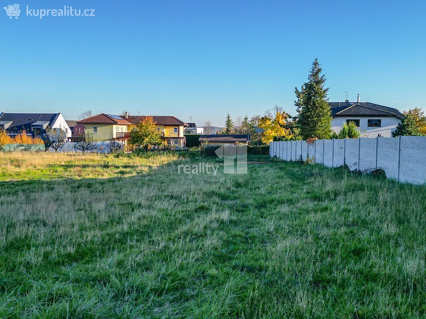 Prodej  stavebního pozemku 1403 m^2 Pod Bučinou, Řitka 