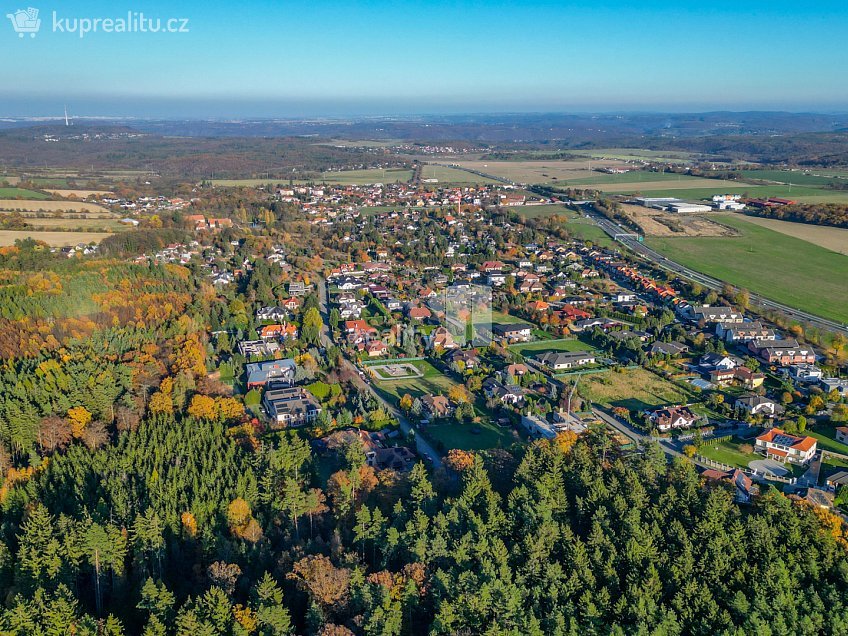 Prodej  stavebního pozemku 1403 m^2 Pod Bučinou, Řitka 