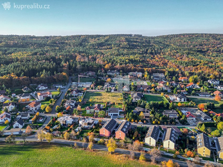 Prodej  stavebního pozemku 1403 m^2 Pod Bučinou, Řitka 