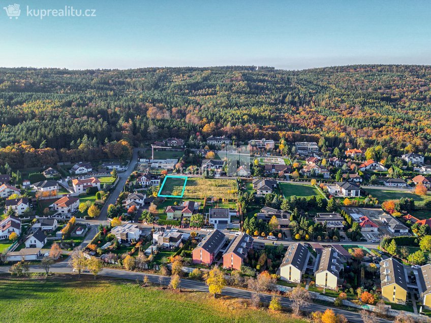 Prodej  stavebního pozemku 1403 m^2 Pod Bučinou, Řitka 