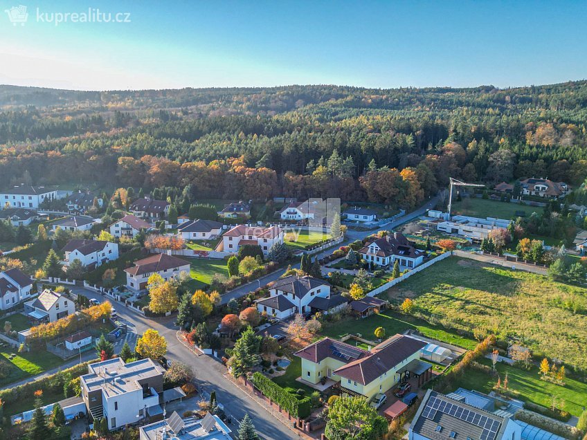 Prodej  stavebního pozemku 1403 m^2 Pod Bučinou, Řitka 