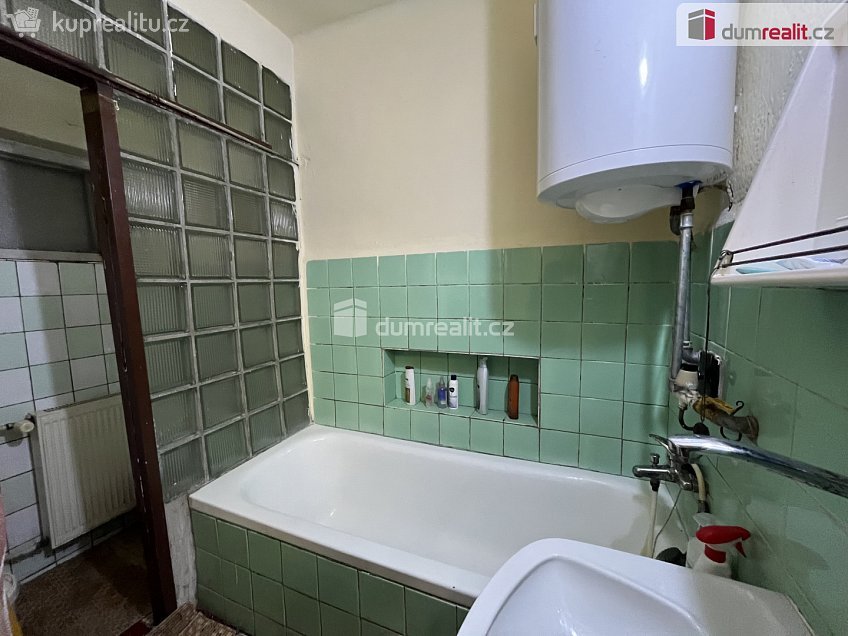 Prodej  rodinného domu 60 m^2 Hostín u Vojkovic, Hostín u Vojkovic 