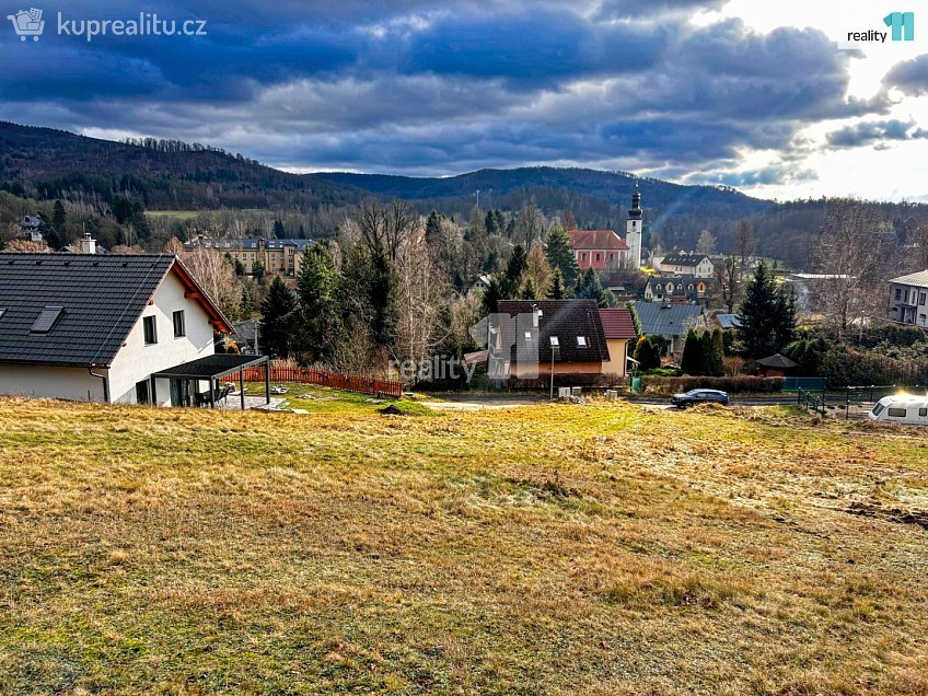 Prodej  stavebního pozemku 2173 m^2 Dubová, Mníšek 