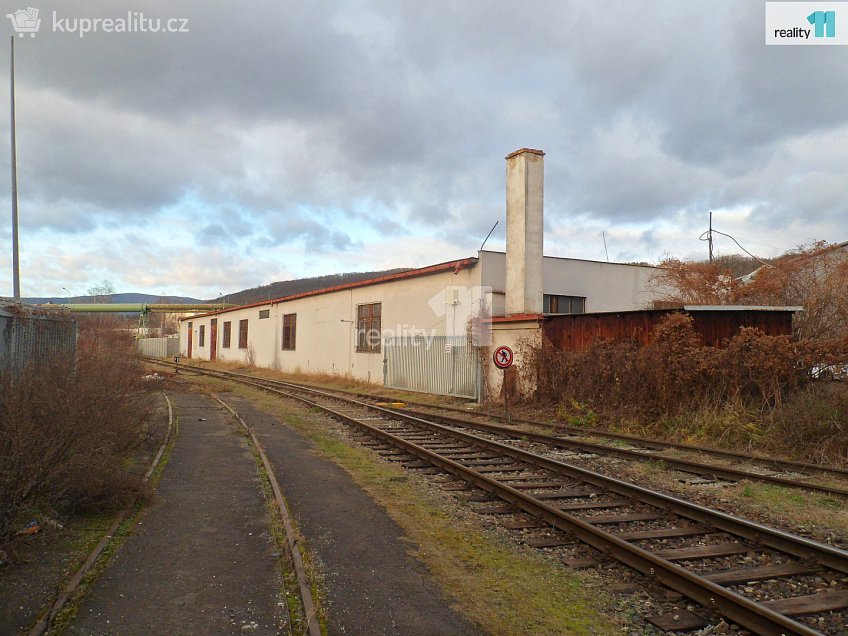 Pronájem  skladu 144 m^2 U Skladiště, Ústí nad Labem 