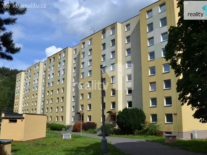 Pronájem bytu 1+kk 35 m^2 Žežická, Ústí nad Labem 