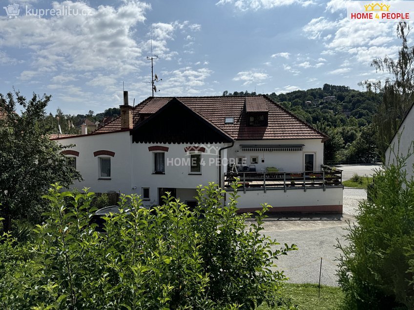 Pronájem bytu 2+1 55 m^2 Dělnická, Český Krumlov 