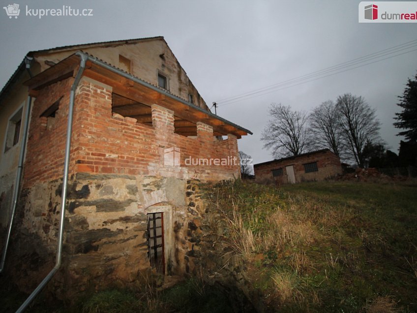 Prodej  rodinného domu 200 m^2 Erpužice, Erpužice 