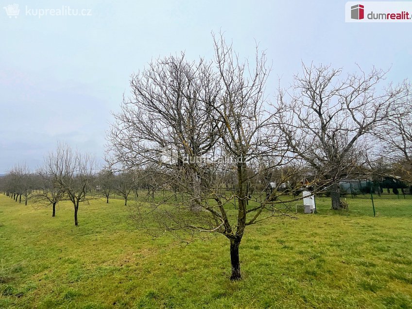 Prodej  stavebního pozemku 1336 m^2 V Honech, Veselí nad Moravou 